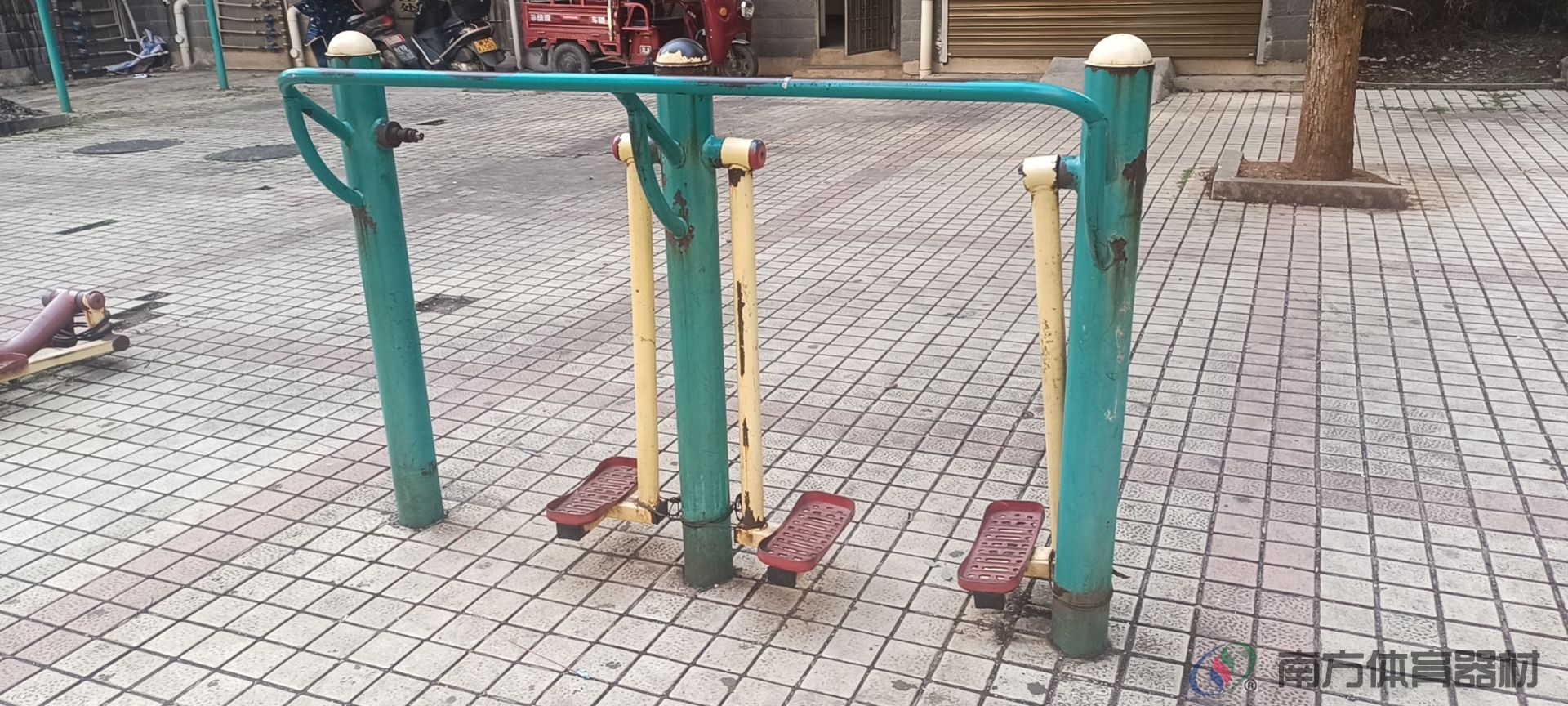 湖南省娄底市双峰县永丰街道园艺社区园艺社区全民健身路径工程