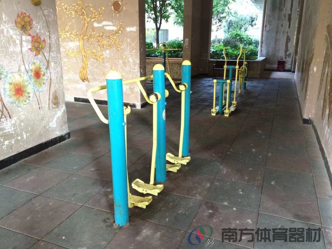 湖南省衡阳市雁峰区雁峰街道余德塘社区居委会雁巢小区全民健身路径工程