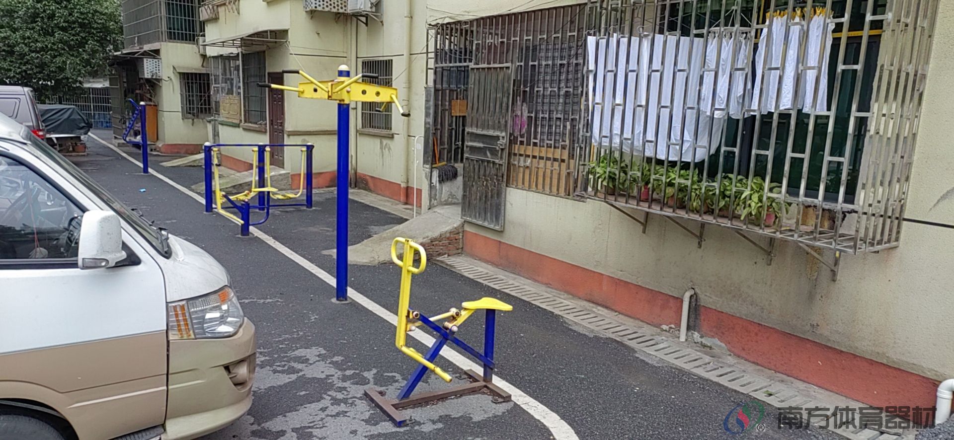 湖南省衡阳市蒸湘区红湘街道学院路社区居委会学院路社区B区全民健身路径工程