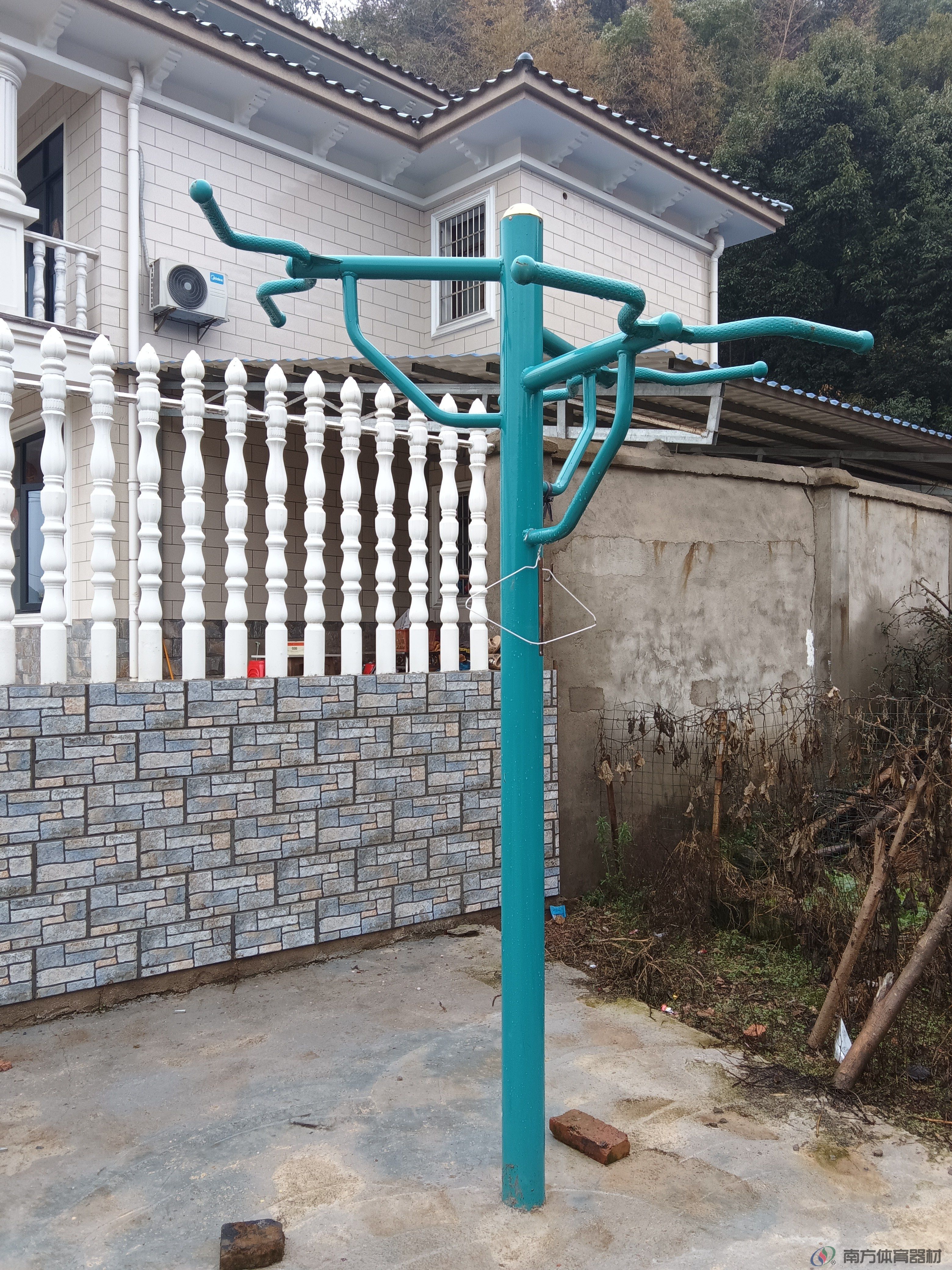 三位引体向上 湖南省湘潭市雨湖区姜畲镇金马村委会金马村金田组全民健身路径工程(图5)