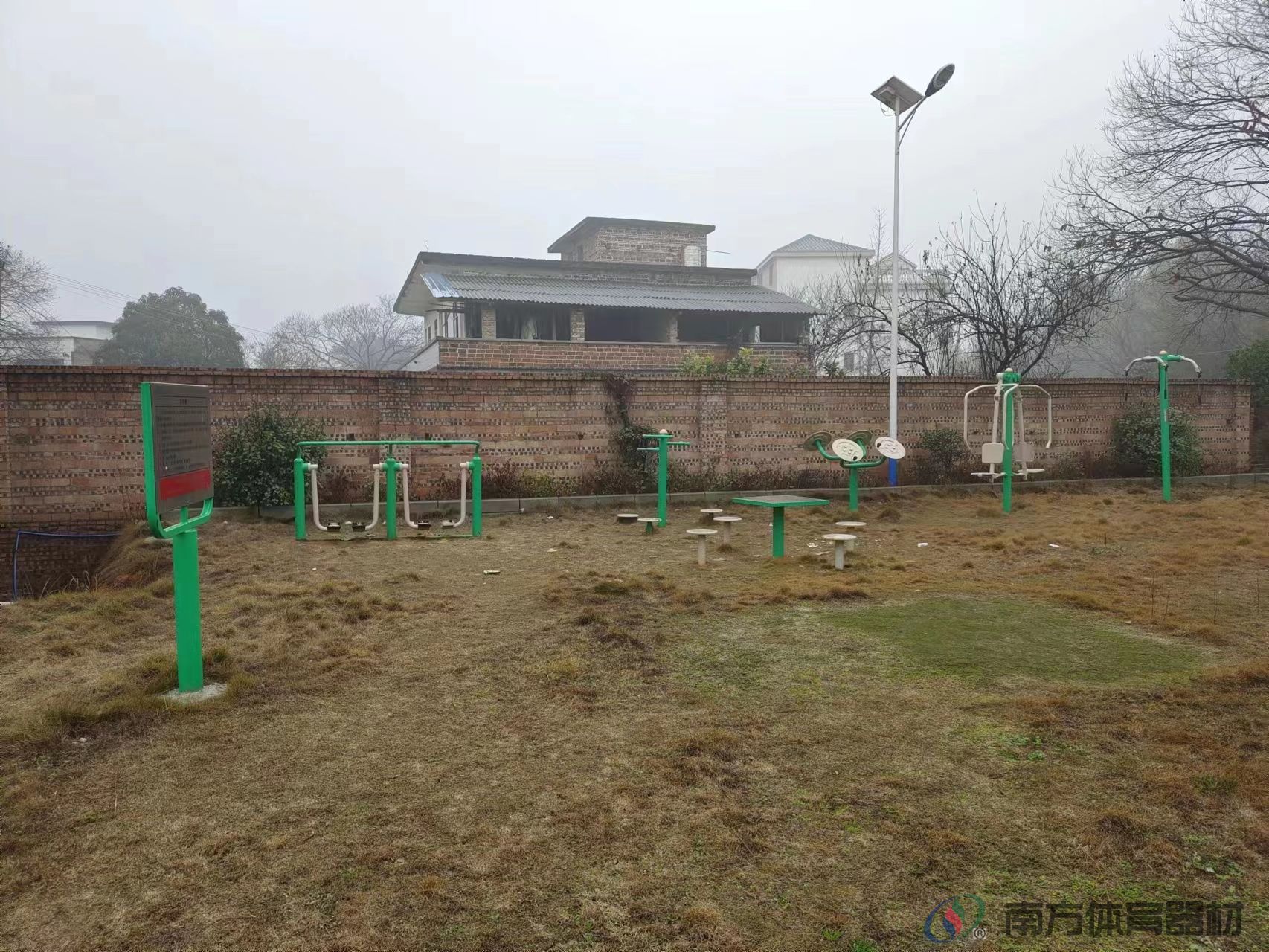 湖南省永州市祁阳县梅溪镇杨华村梅溪镇杨华村全民健身路径工程